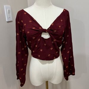 NWT Raga long‎ sleeve cropped top cut out Medium